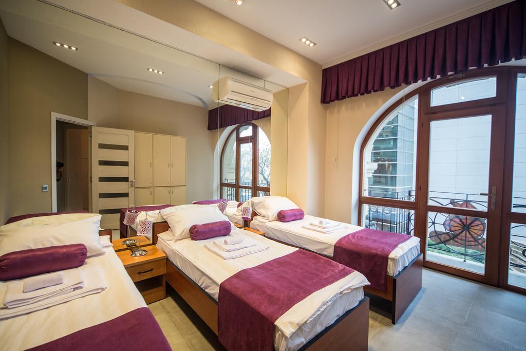 Hostel Inn Hotel&Hostel Baku Exterior photo